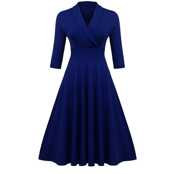 Dress - Picture 1 of 3